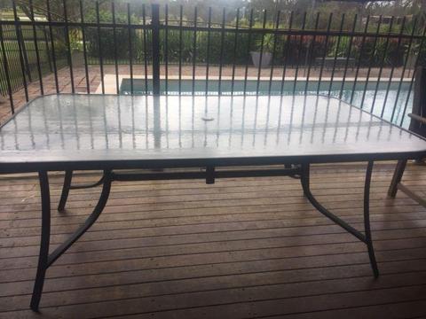6 seater flass table $50