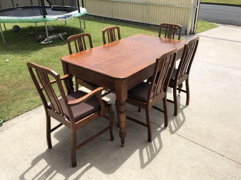 Antique Timber 7 piece Dining Table