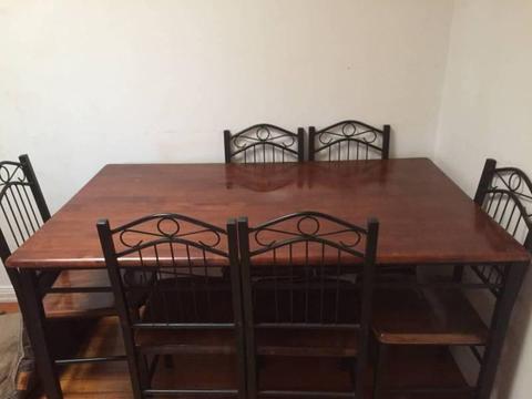 7 piece Dining Table and Chair Set