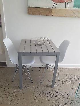 2 Seater Table with Chairs - V good condition