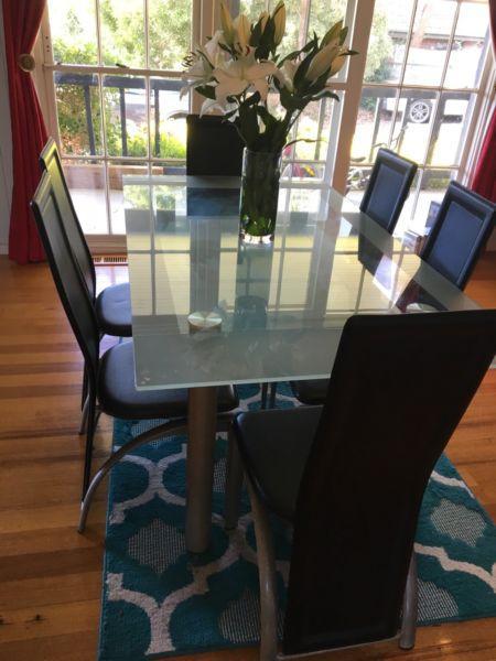 6 seater Glass Dining Table