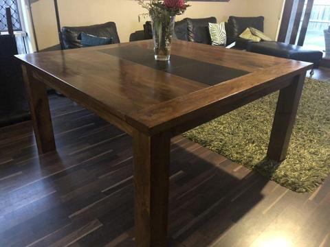 Dining table (8 seater)