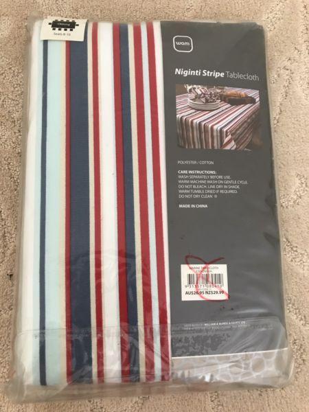 Niginti stripe table cloth