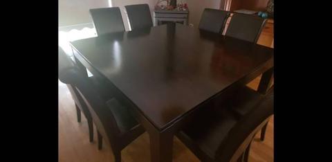 Victorian Ash brown table with 8 chairs