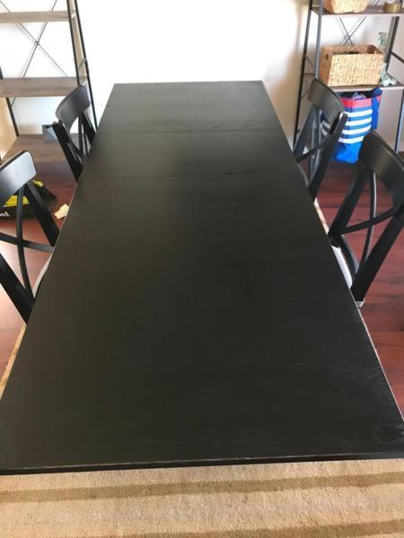 Extendable Dining Table and Chairs - Black