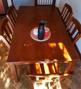 Used Dining Table and Chairs