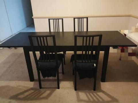 IKEA dinning table/ extendable
