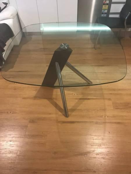 Glass dining table - Nick Scali Anja Square 120cm - 4 Seater