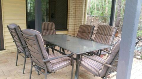 Free Outdoor Setting Dinning Table Six Seats