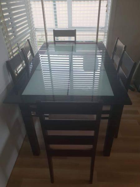 Dining table - 6 seater