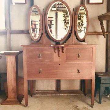 Art Deco Silky Oak Dressing Table with Oval Mirrors