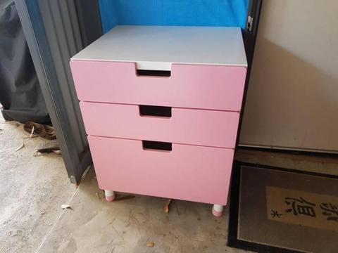 children's pink and white bedroom set