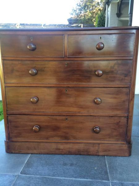 Chest of drawers - Tall boy