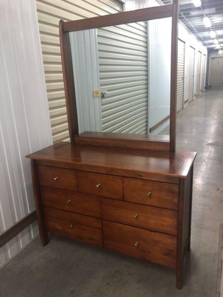 Dressing table with free delivery PENDING