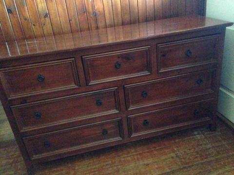 Timber Chest of drawers, Garfield Vic