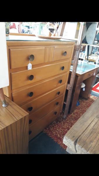 Vintage 1950s tallboy chest of drawers (39)