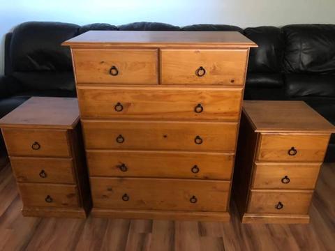 Chest of draws and 2 bedside cabinets