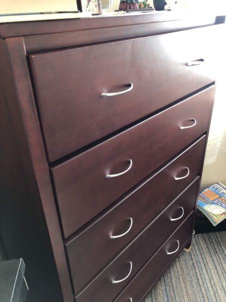 Chest of drawers urgent sale vacating premises