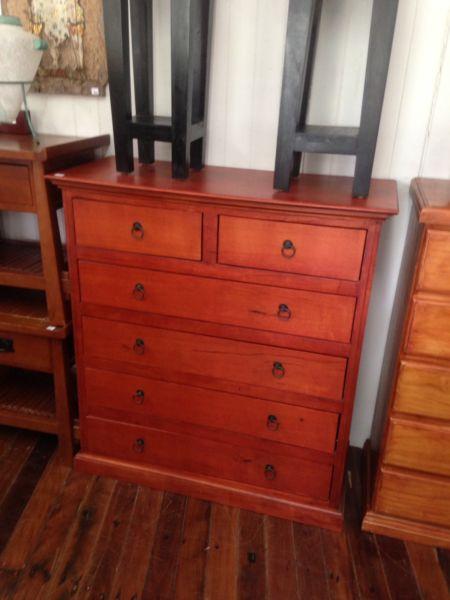 Tallboy chest of drawers