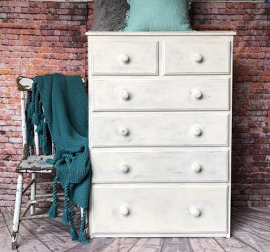 Chest of drawers refurbished