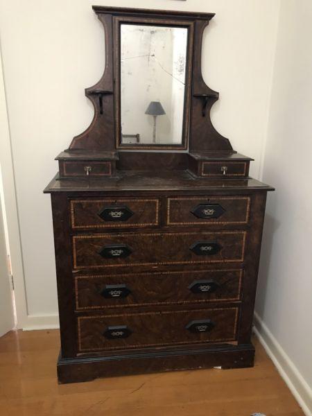 BARGIN chest of drawers