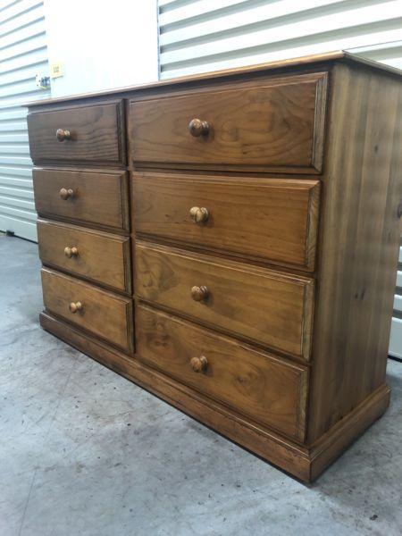 Chest of drawers with Free delivery PENDING