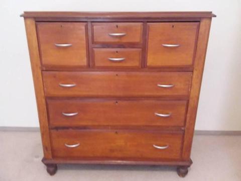 Chest of Drawers Antique