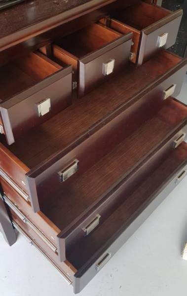 Tasman Eco Six drawer chest with mirror
