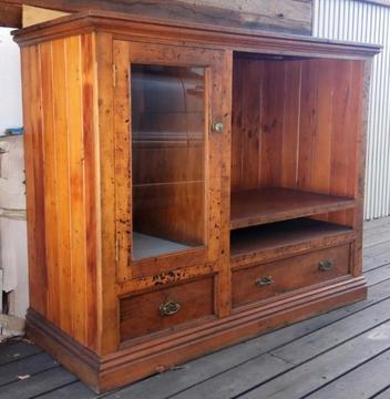 Hardwood TV unit/Cabinet