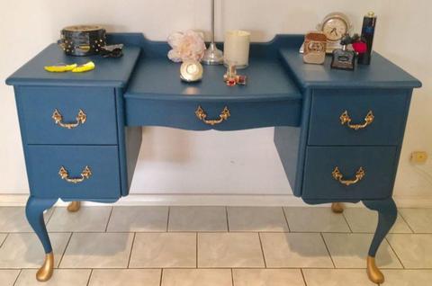 Queen Anne Dressing Table ❤️REDUCED ❤️