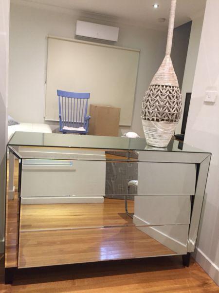 Mirror Dressing table