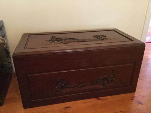 Solid Camphorwood chest / storage trunk
