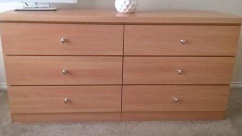 Chest of 6 drawers with shelf and mirror