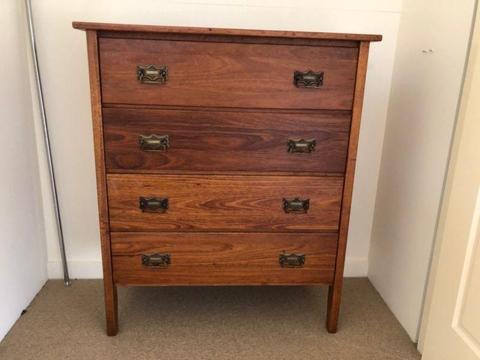 Wentworth Tallboy immaculate condition (pewter handles)