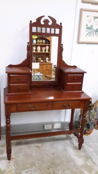 Solid Timber Dressing Table