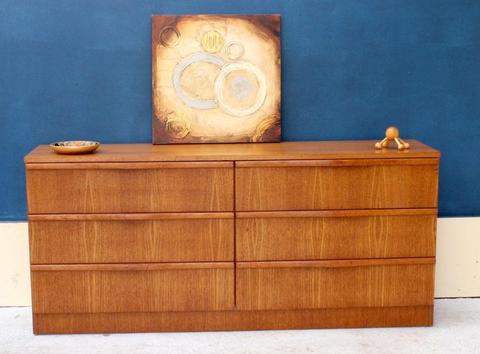 Free Delivery-Retro Vintage Chest of Drawers Sideboard Tv Unit