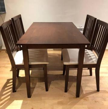 5 piece dining set still in good condition