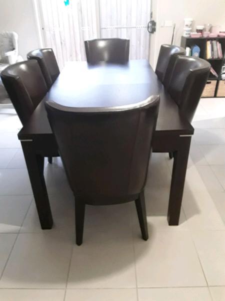 Adriatic Table and 6 Chairs