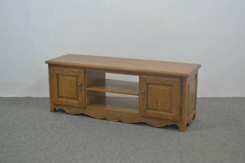 Fruitwood French Provincial Style Low TV/ Entertainment Unit