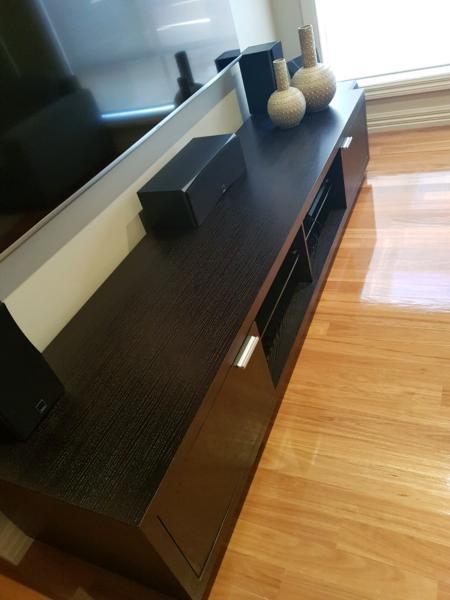 Lowline Entertainment UNIT... Wenge Look PRICE REDUCED