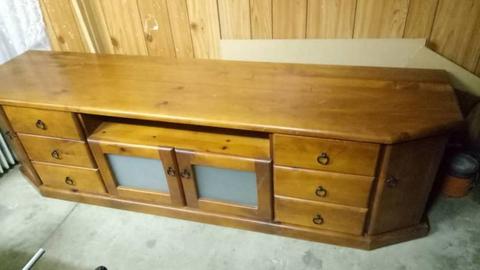 Large and solid TV timber unit