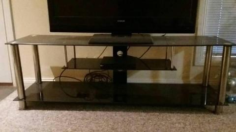 TV and TV cabinet