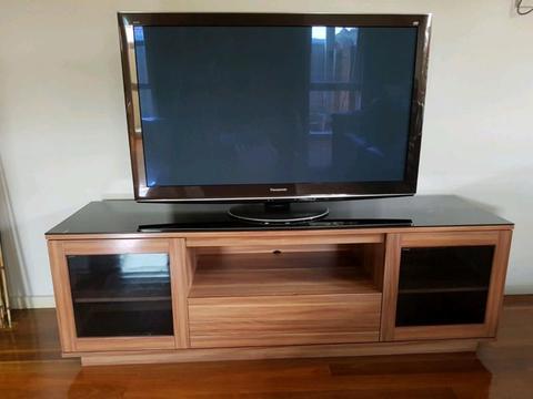TV UNIT NEW NEVER BEEN USED