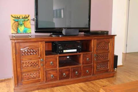 Solid Balinese TV Entertainment Unit