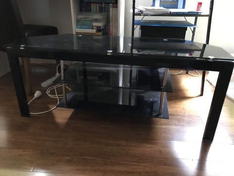 Glass tv unit