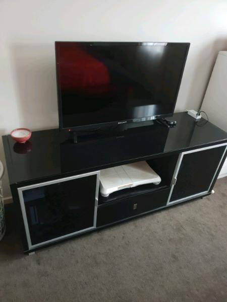 Tv unit for sale