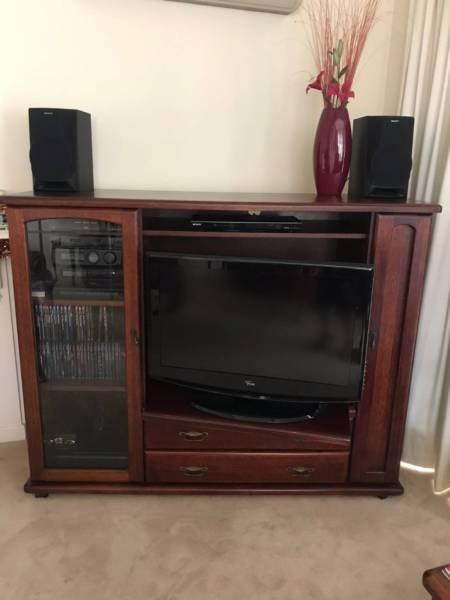 Television / TV Cabinet