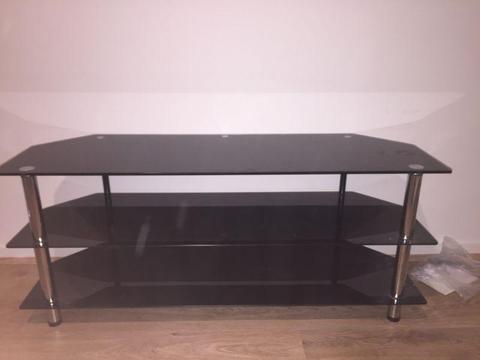Glass TV stand very good condition