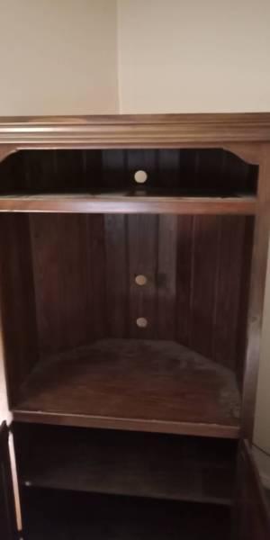 Solid timber T. V. Entertainment unit