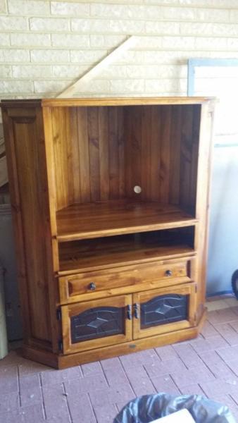 Wooden corner TV cabinet in good condition
